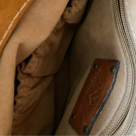 Patricia Nash Prizzi Tooled Brown Leather Crossbody Bag EUC! - Picture 11 of 13